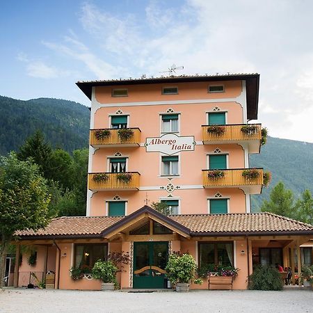 Albergo Italia Molveno Kültér fotó