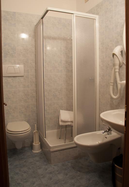 Albergo Italia Molveno Szoba fotó