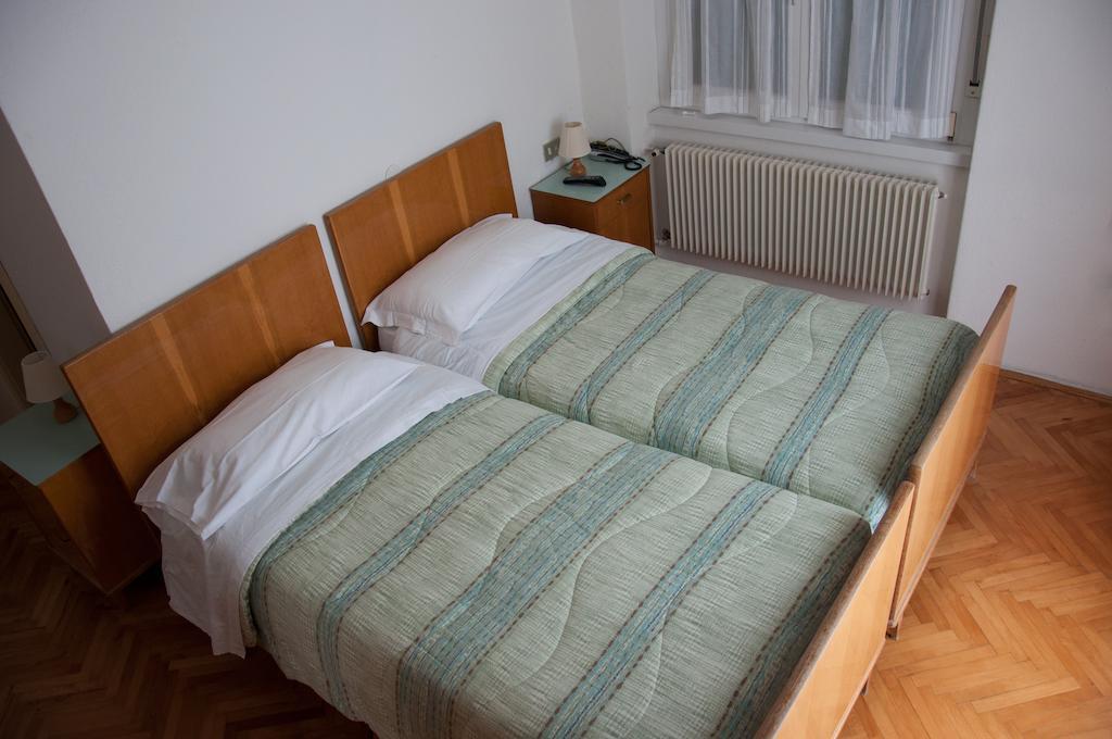 Albergo Italia Molveno Szoba fotó