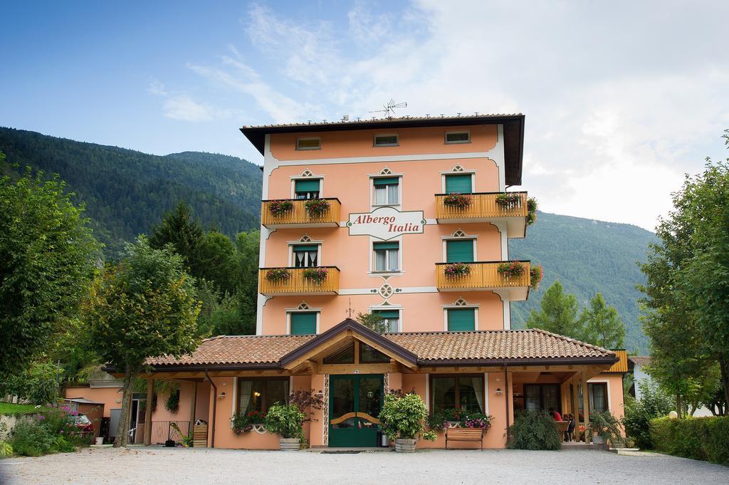 Albergo Italia Molveno Kültér fotó